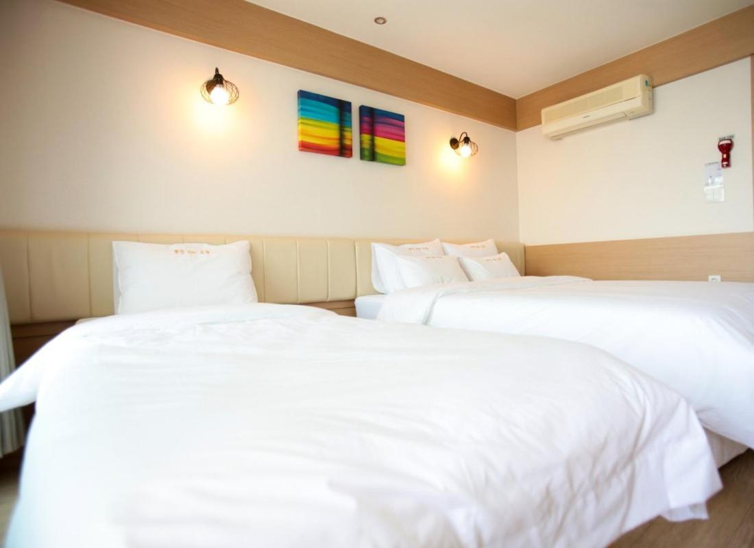 Tongyeong Bay Condo Hotel Exteriér fotografie