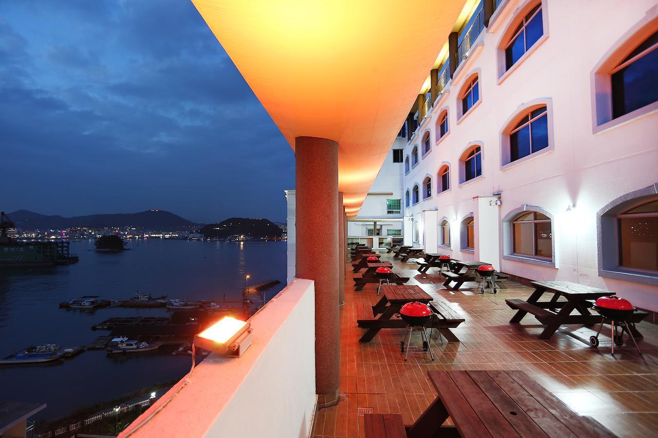 Tongyeong Bay Condo Hotel Exteriér fotografie